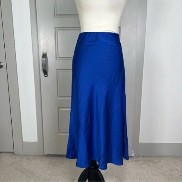 George Satin Midi Slip Skirt flared hem silhouette. pull on, elastic waist. Si - Picture 4 of 8